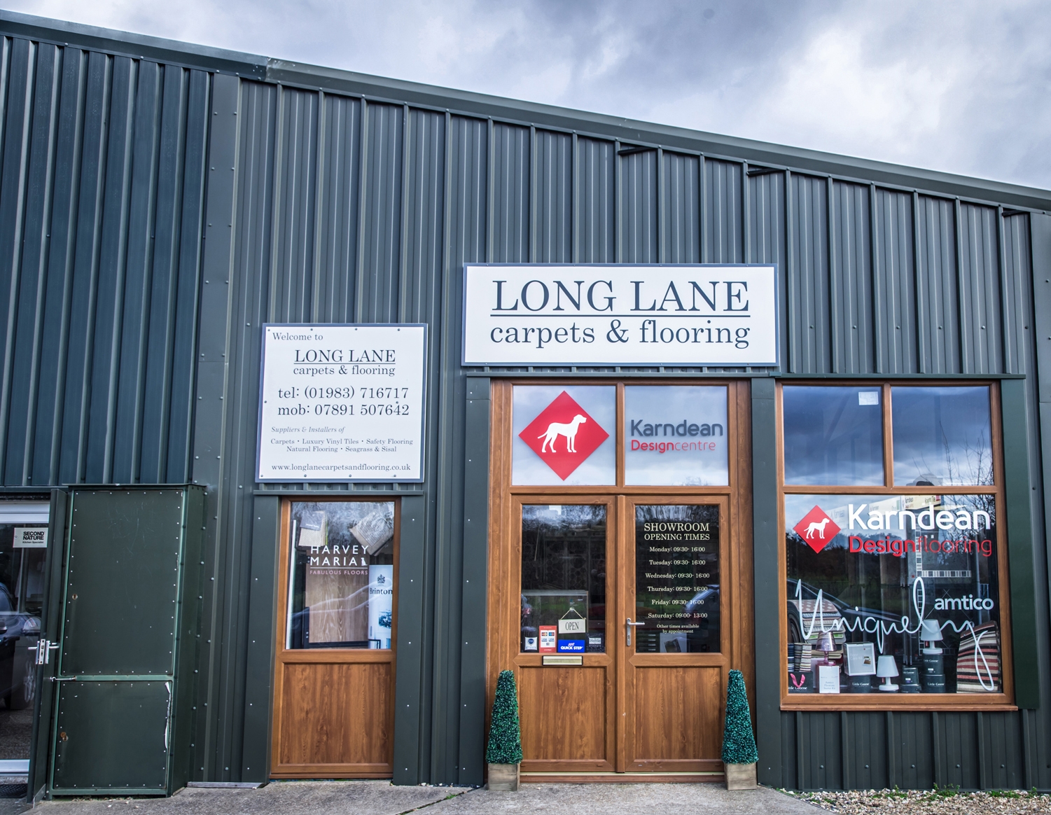 Long Lane Carpets & Flooring Ltd Showroom Image