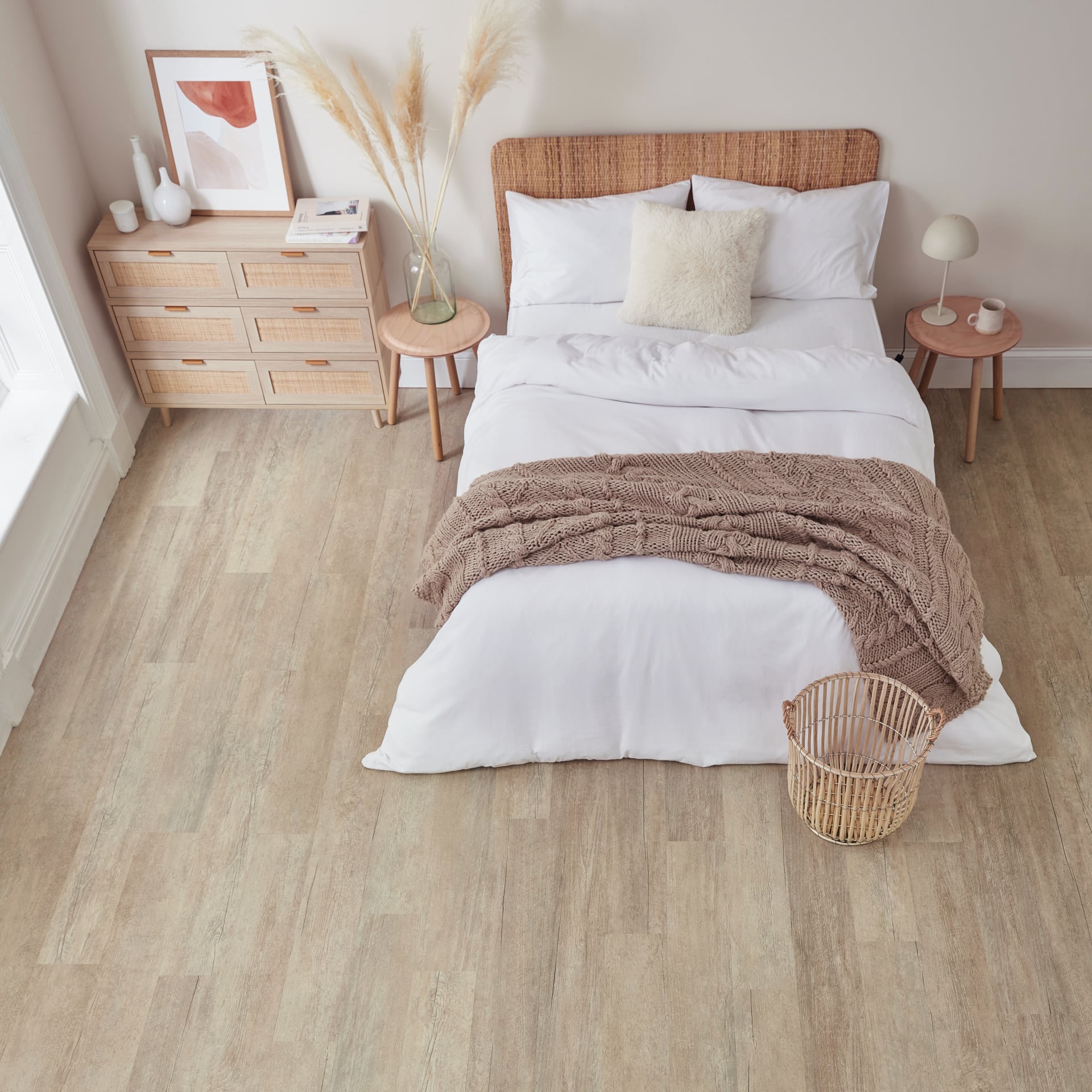 Knight Tile Coastline Oak